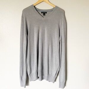 Banana Republic Merino Wool Sweater Gray V-Neck 100% Extra Fine Men’s XL Tall